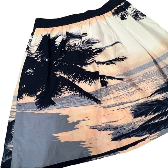 Banana Republic Palm Tree Skirt, Size 0 - Picture 11 of 11